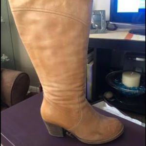 Duo Boots - Denver tan boot size 9 extra wide calf